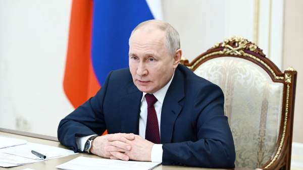 Read more about the article Путин: среди экспертов, в правительстве и ЦБ идет дискуссия по ключевой ставке