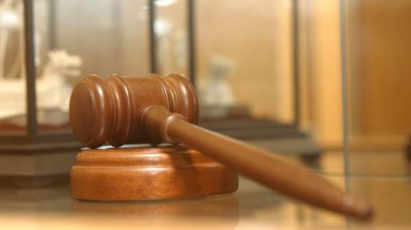 Read more about the article Суд до 2 декабря арестовал миллиардера Сулейманова