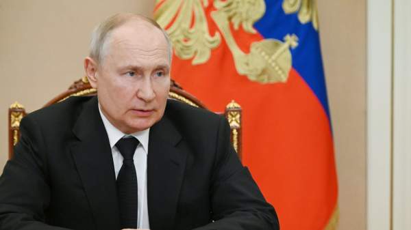 Read more about the article Путин в понедельник примет с докладом главу “ДОМ.РФ” в связи выходом компании на IPO