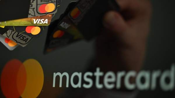 Read more about the article “Остались считаные месяцы”. К чему готовиться держателям Visa и Mastercard