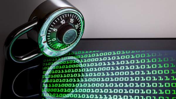 Read more about the article Антон Иванов: российские компании работают над созданием механизма защиты ИИ от хакеров
