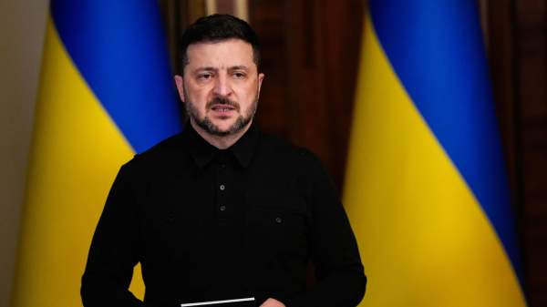 Read more about the article InfoBRICS сообщил о планах Зеленского оставить Украину из-за коррупционного дела