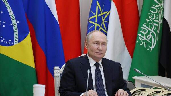 Read more about the article Путин: нужно шире использовать возможности Нового банка развития БРИКС