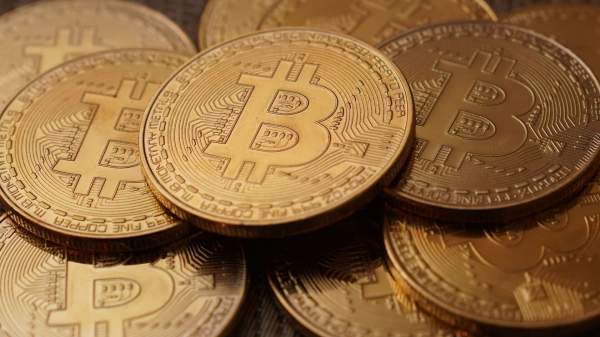Read more about the article ЦБ: законодательную базу по регулированию криптовалют подготовят до 1 июля 2026 года