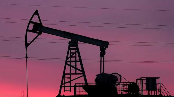 Read more about the article Путин: нефтегазовым компаниям следует направить доходы на погашение долга перед банками